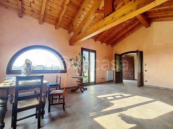 casa indipendente in vendita a Bascapè