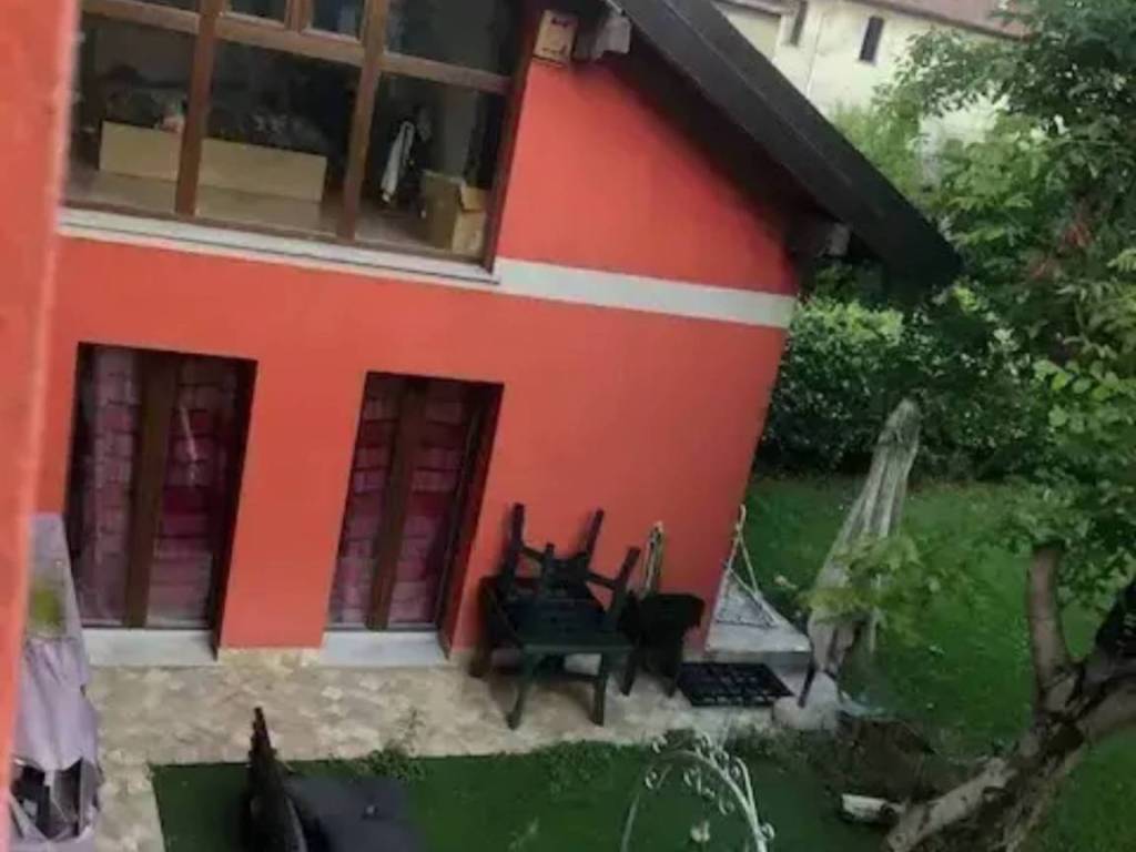 casa indipendente in vendita a Bascapè