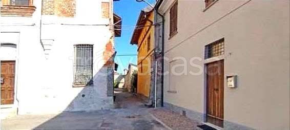 appartamento in vendita a Bascapè in zona Trognano