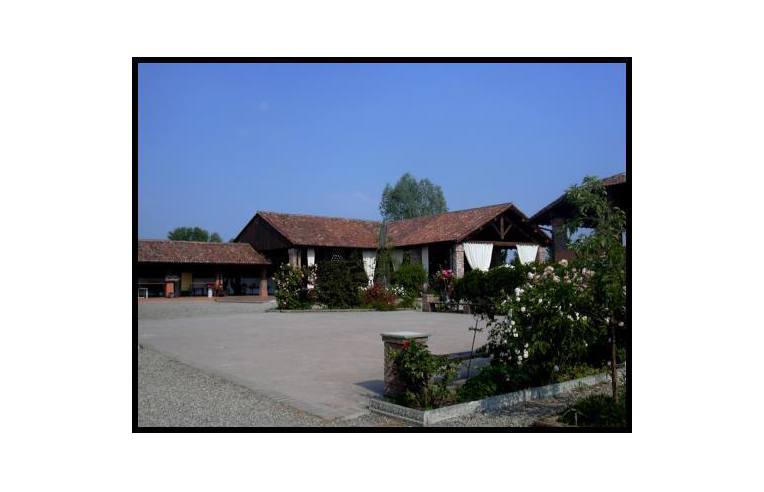 negozio in vendita a Bascapè