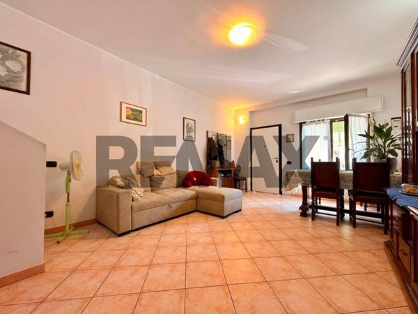casa indipendente in vendita a Bascapè