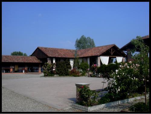 casa indipendente in vendita a Bascapè