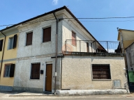 casa indipendente in vendita a Bastida Pancarana