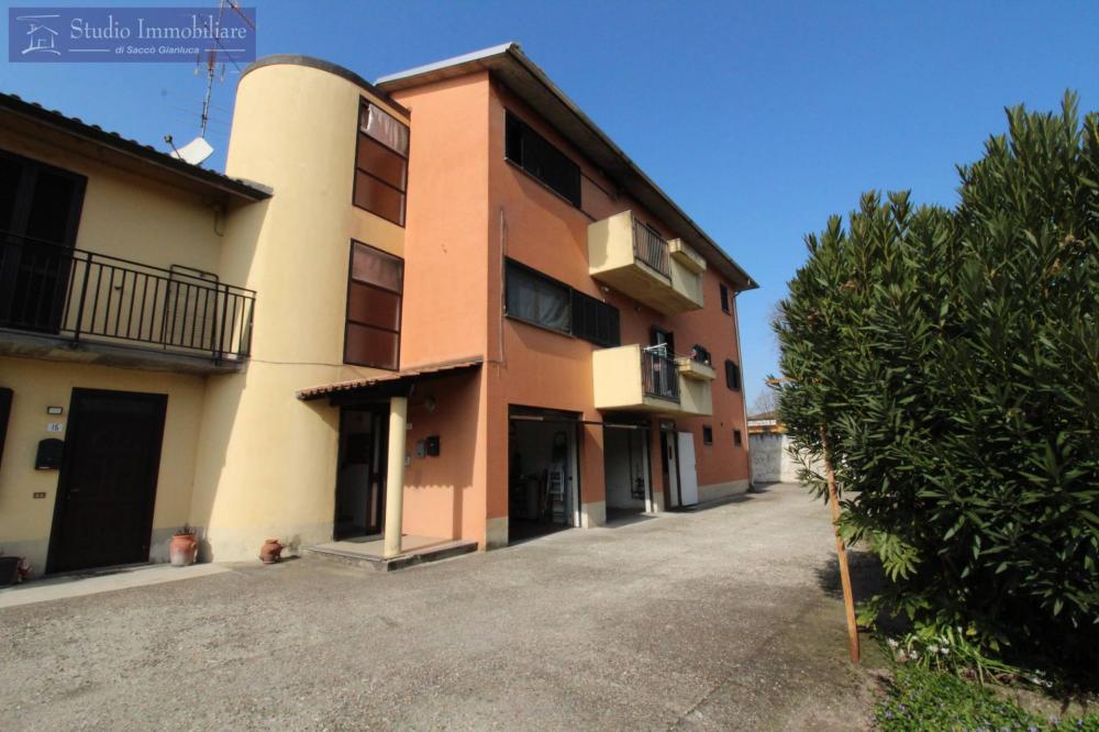 appartamento in vendita a Bastida Pancarana