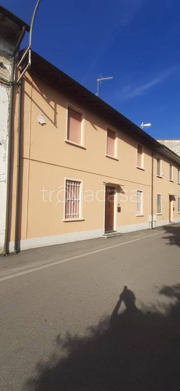 casa indipendente in vendita a Bastida Pancarana