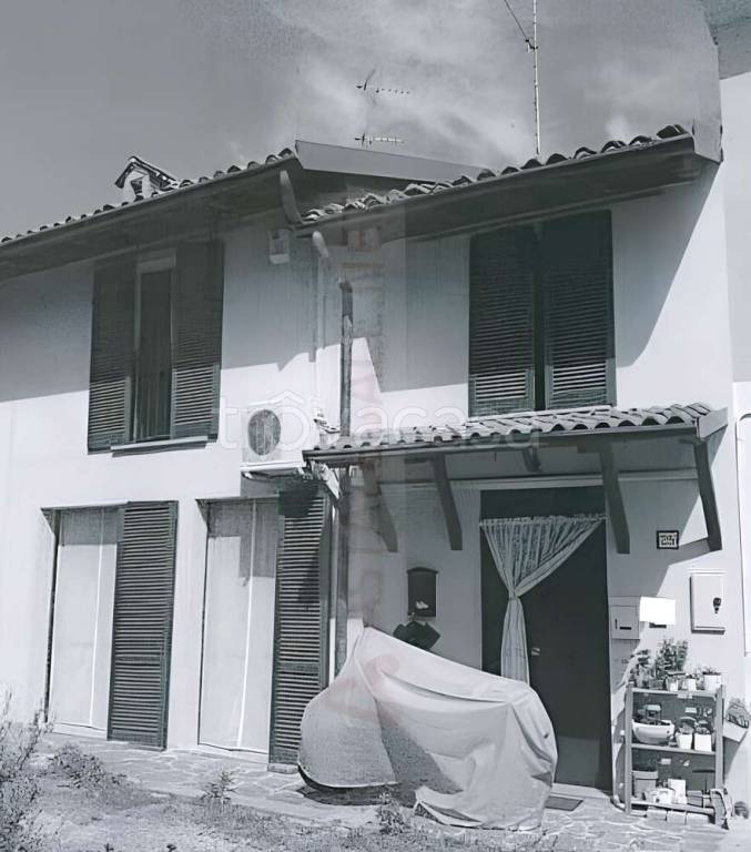 appartamento in vendita a Bastida Pancarana