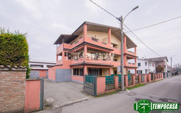 appartamento in vendita a Bastida Pancarana