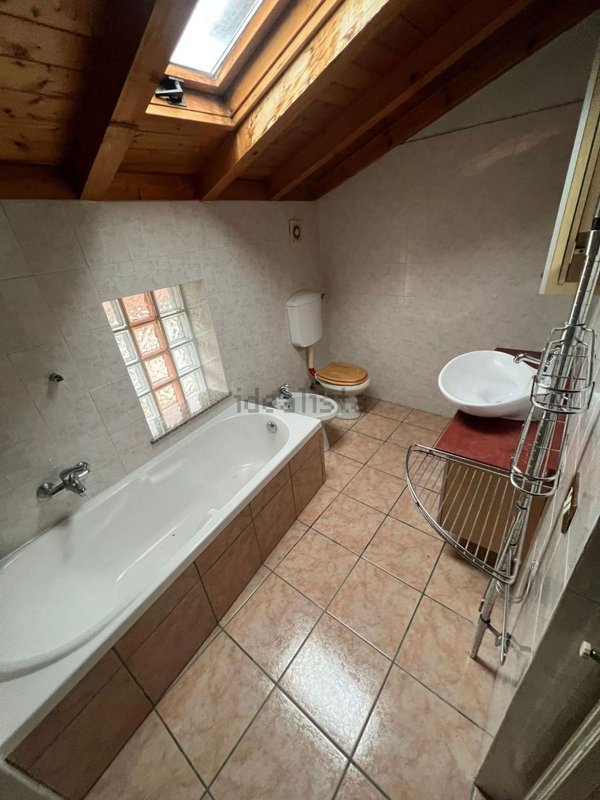 casa indipendente in vendita a Bastida Pancarana