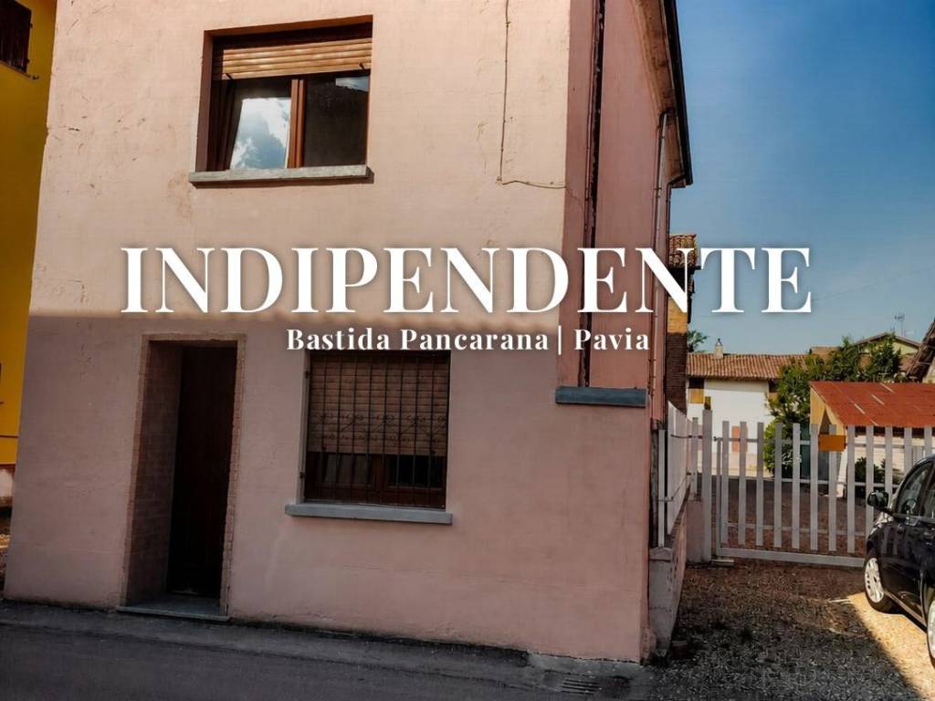 casa indipendente in vendita a Bastida Pancarana