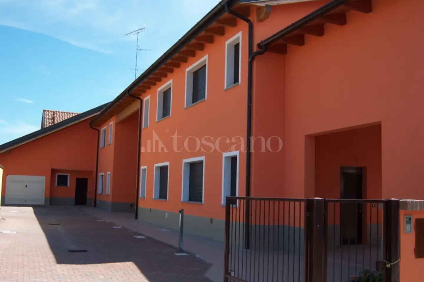 appartamento in vendita a Bastida Pancarana