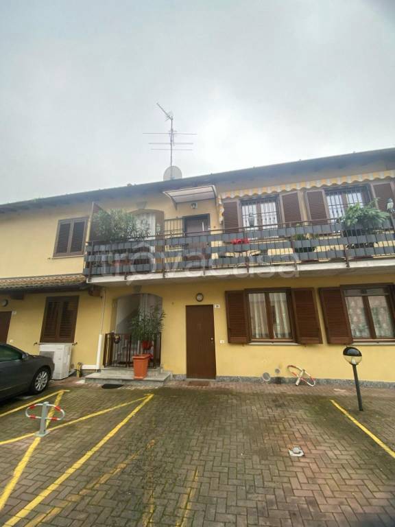 appartamento in vendita a Battuda