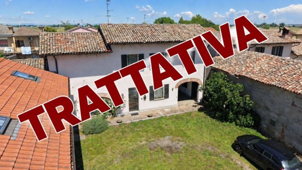 casa indipendente in vendita a Battuda in zona Torradello