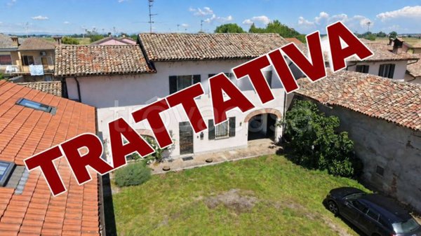 casa indipendente in vendita a Battuda in zona Torradello
