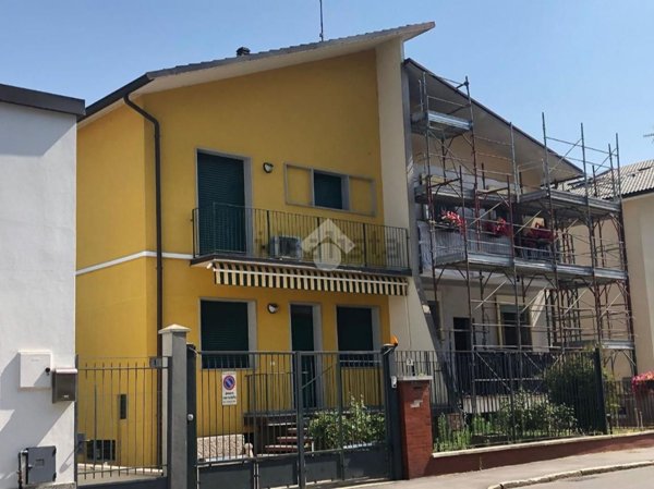 casa indipendente in vendita a Belgioioso