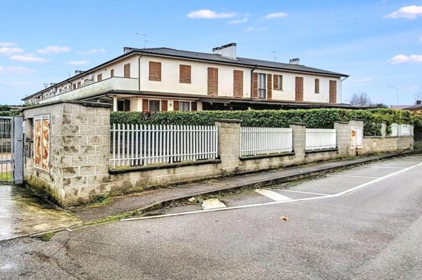 terreno edificabile in vendita a Belgioioso