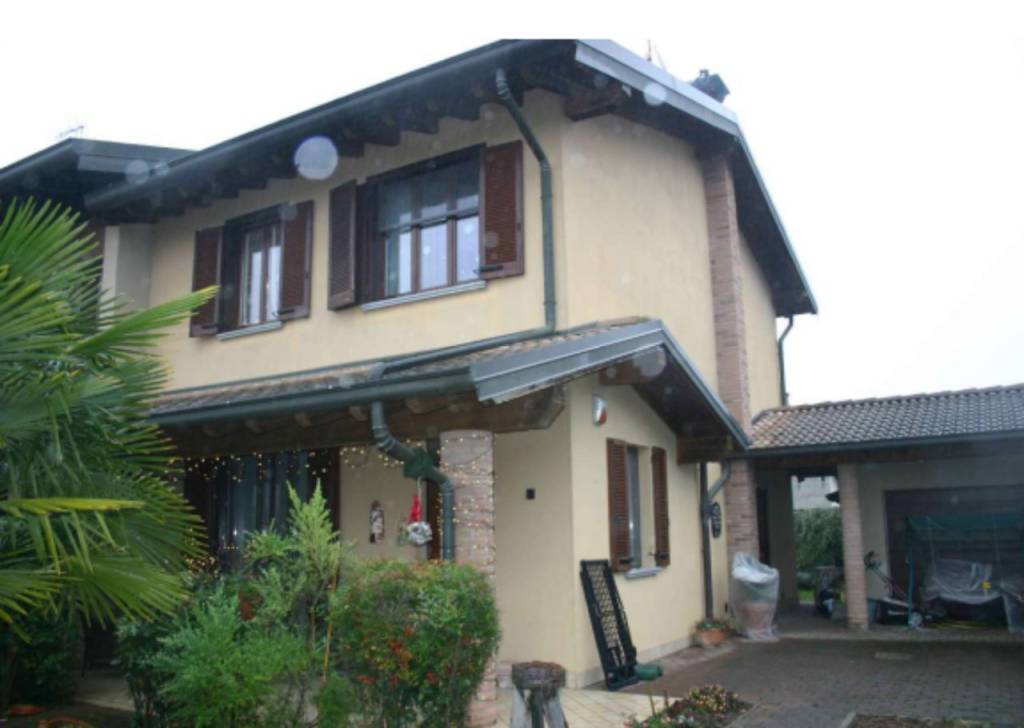 casa indipendente in vendita a Belgioioso