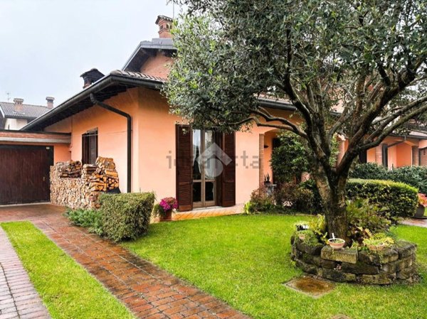 casa indipendente in vendita a Belgioioso
