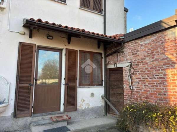 appartamento in vendita a Belgioioso in zona Santa Margherita