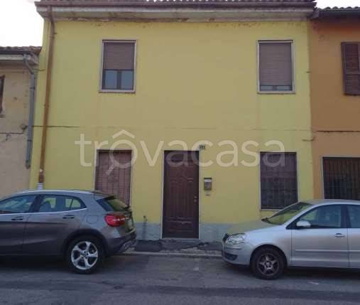 appartamento in vendita a Belgioioso in zona Santa Margherita