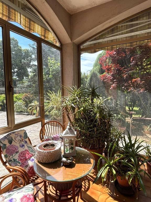 casa indipendente in vendita a Belgioioso in zona Santa Margherita