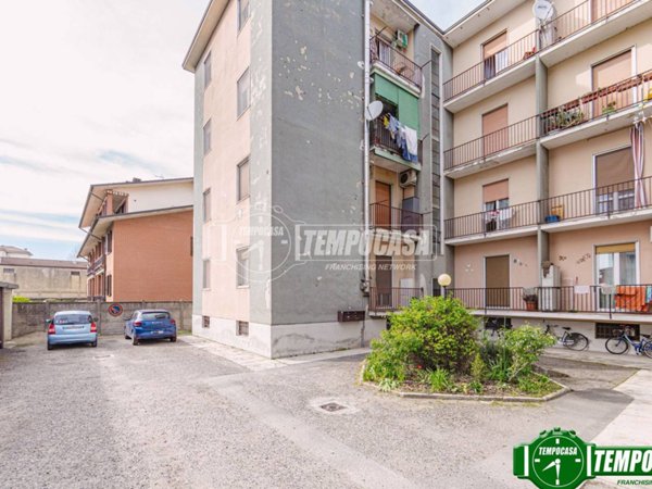 appartamento in vendita a Belgioioso in zona Santa Margherita