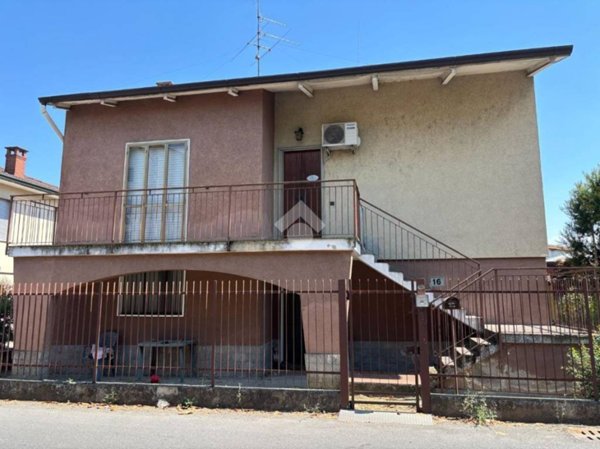 casa indipendente in vendita a Belgioioso