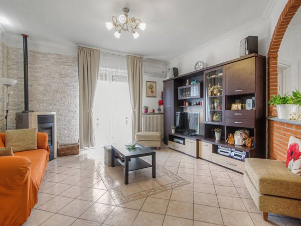 casa indipendente in vendita a Belgioioso