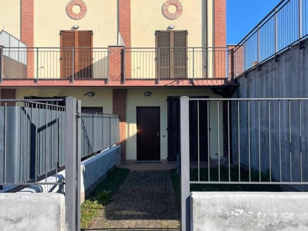 casa indipendente in vendita a Bereguardo