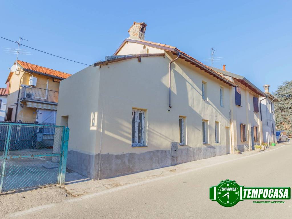 casa indipendente in vendita a Bereguardo