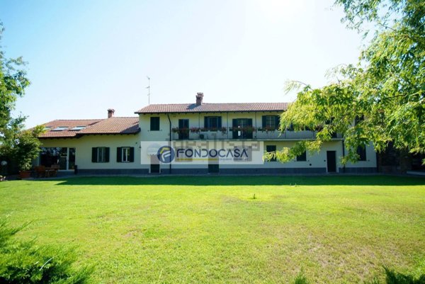 casa indipendente in vendita a Bereguardo