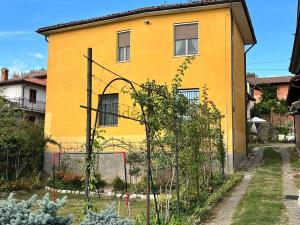 appartamento in vendita a Bereguardo in zona Zelata