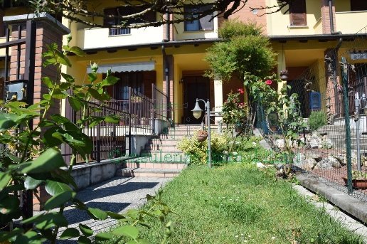 casa indipendente in vendita a Bereguardo in zona Villette