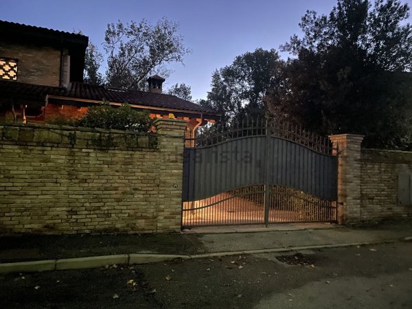 casa indipendente in vendita a Bereguardo