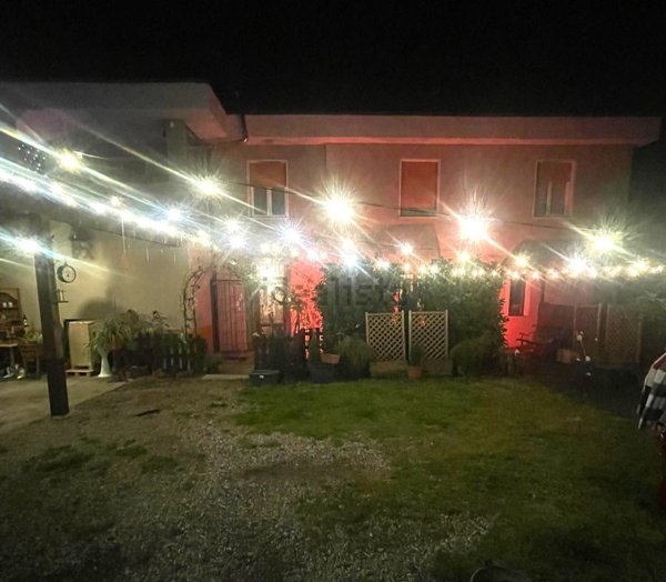 casa indipendente in vendita a Bereguardo