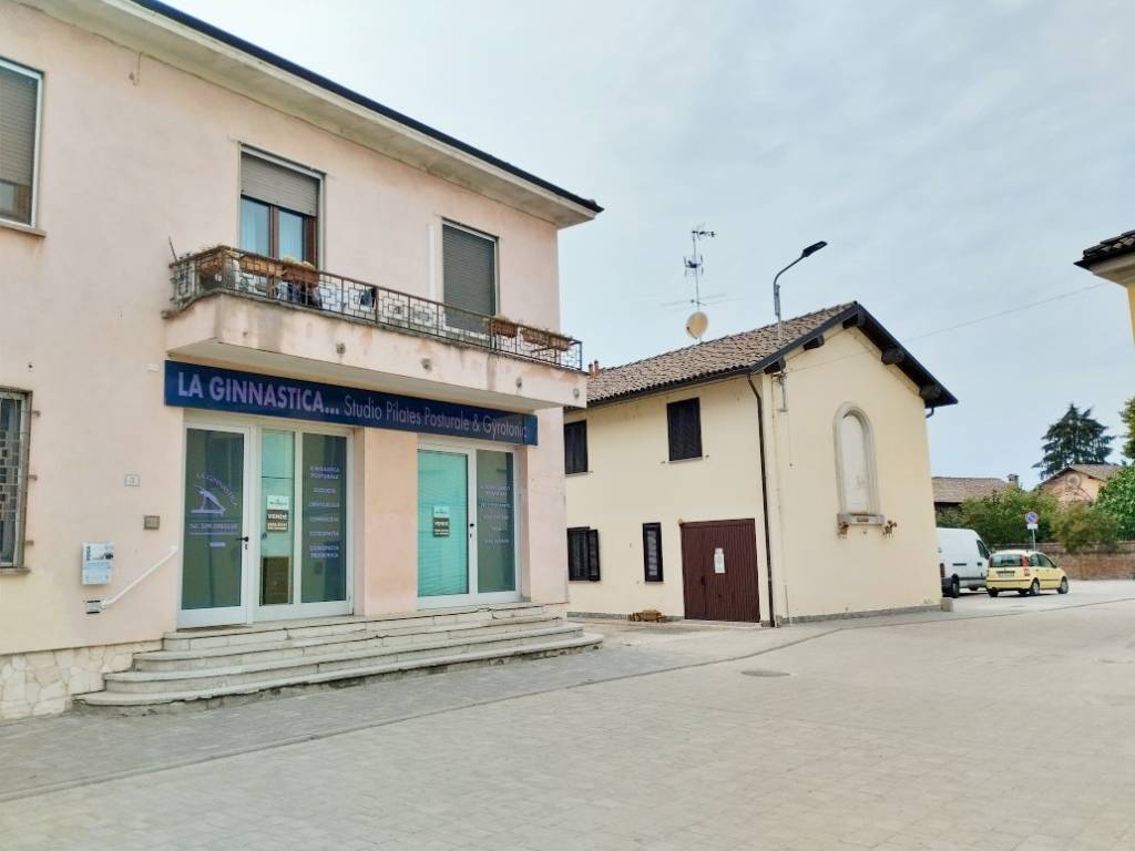 negozio in vendita a Borgarello