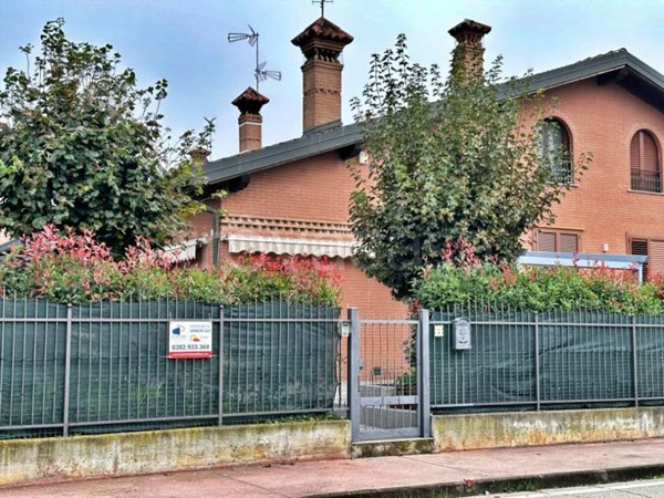 casa indipendente in vendita a Borgarello