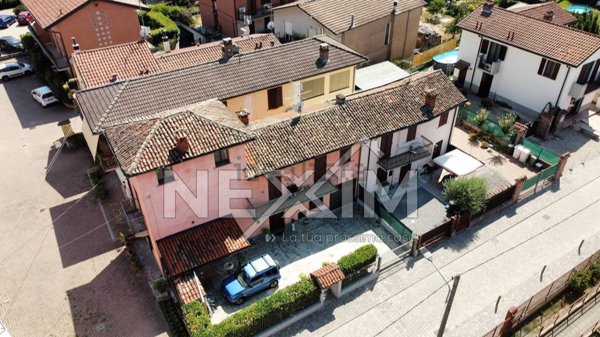 casa semindipendente in vendita a Borgarello