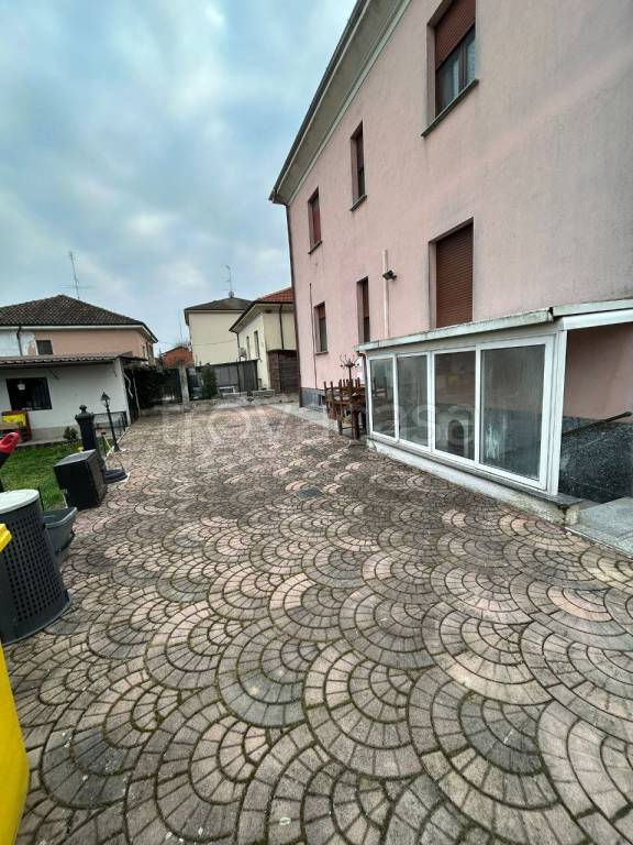 casa indipendente in vendita a Borgarello