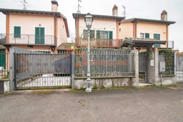 casa indipendente in vendita a Borgarello