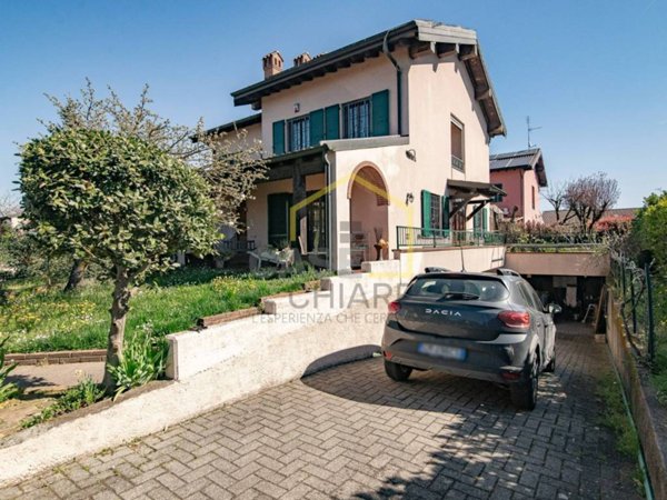 casa indipendente in vendita a Borgarello