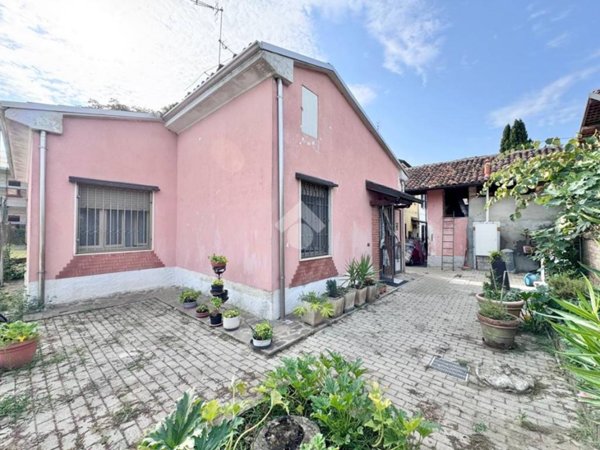 casa indipendente in vendita a Borgarello