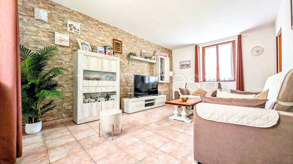 casa indipendente in vendita a Borgarello