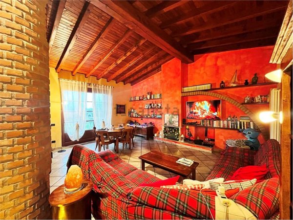 casa indipendente in vendita a Borgarello