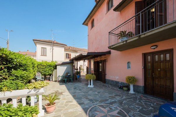 casa indipendente in vendita a Borgarello