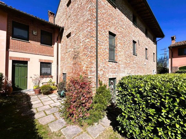 casa indipendente in vendita a Borgarello