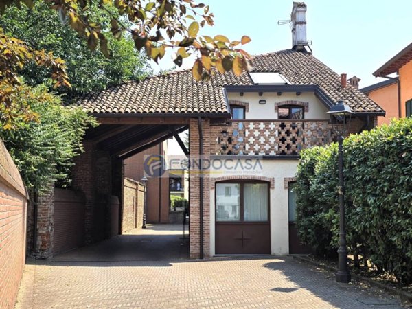 casa indipendente in vendita a Borgarello