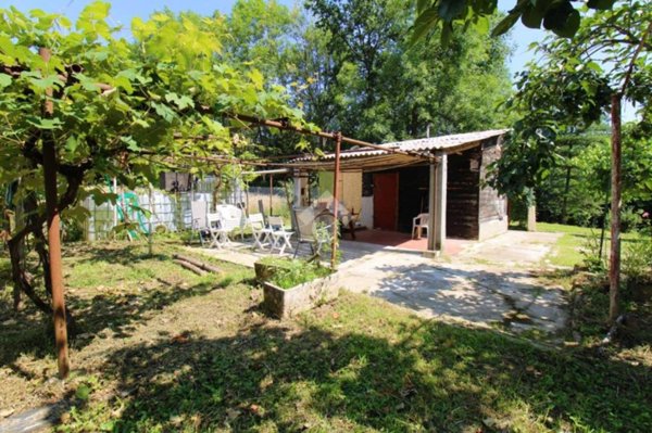 locale di sgombero in vendita a La Cassa