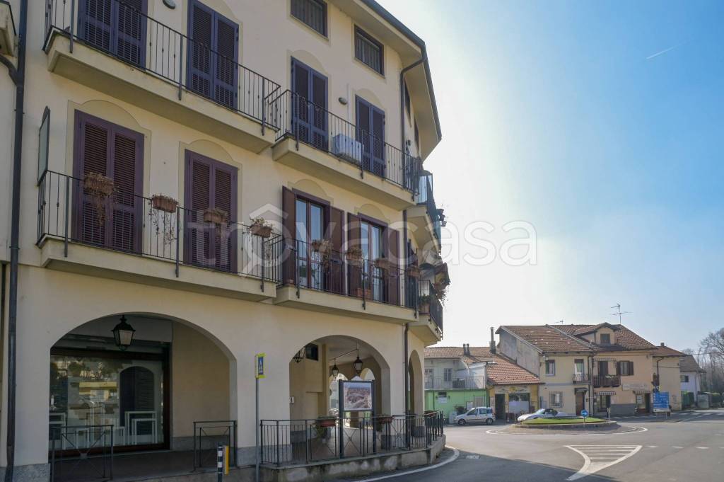 trivano in vendita a La Cassa