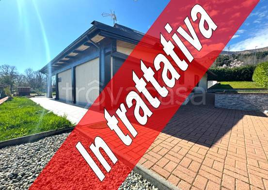 casa indipendente in vendita a La Cassa