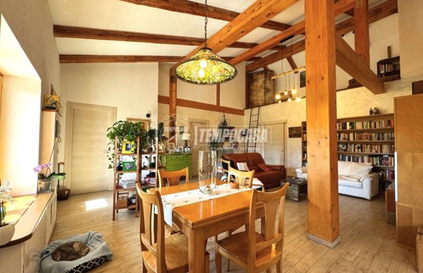 casa indipendente in vendita a La Cassa
